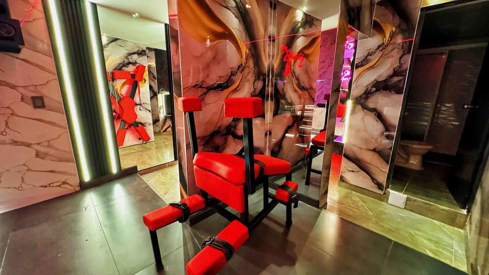 Suite 201 miniatura 3