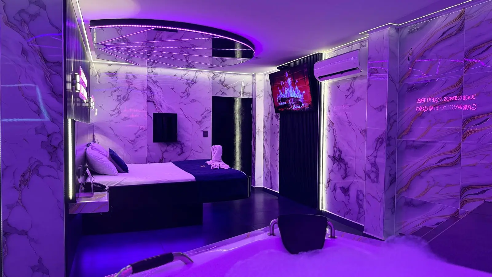 Suite 207 miniatura 6