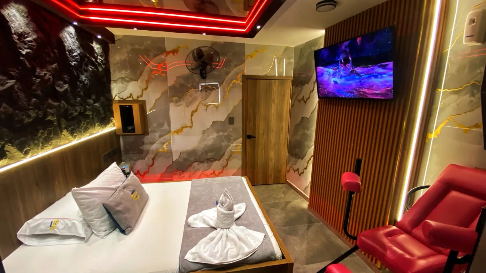 Suite 205 miniatura 3